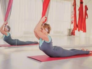 Aerial Yin Yoga bij Studio YourBalance Tiel